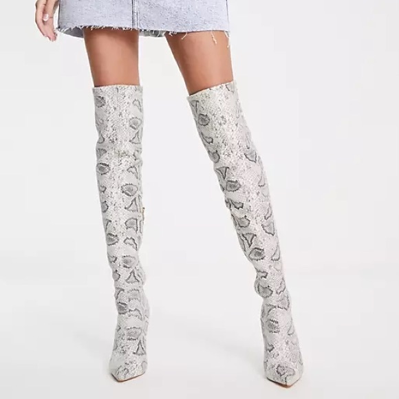 SIMMI London Duke Stiletto Boots - Picture 2 of 5